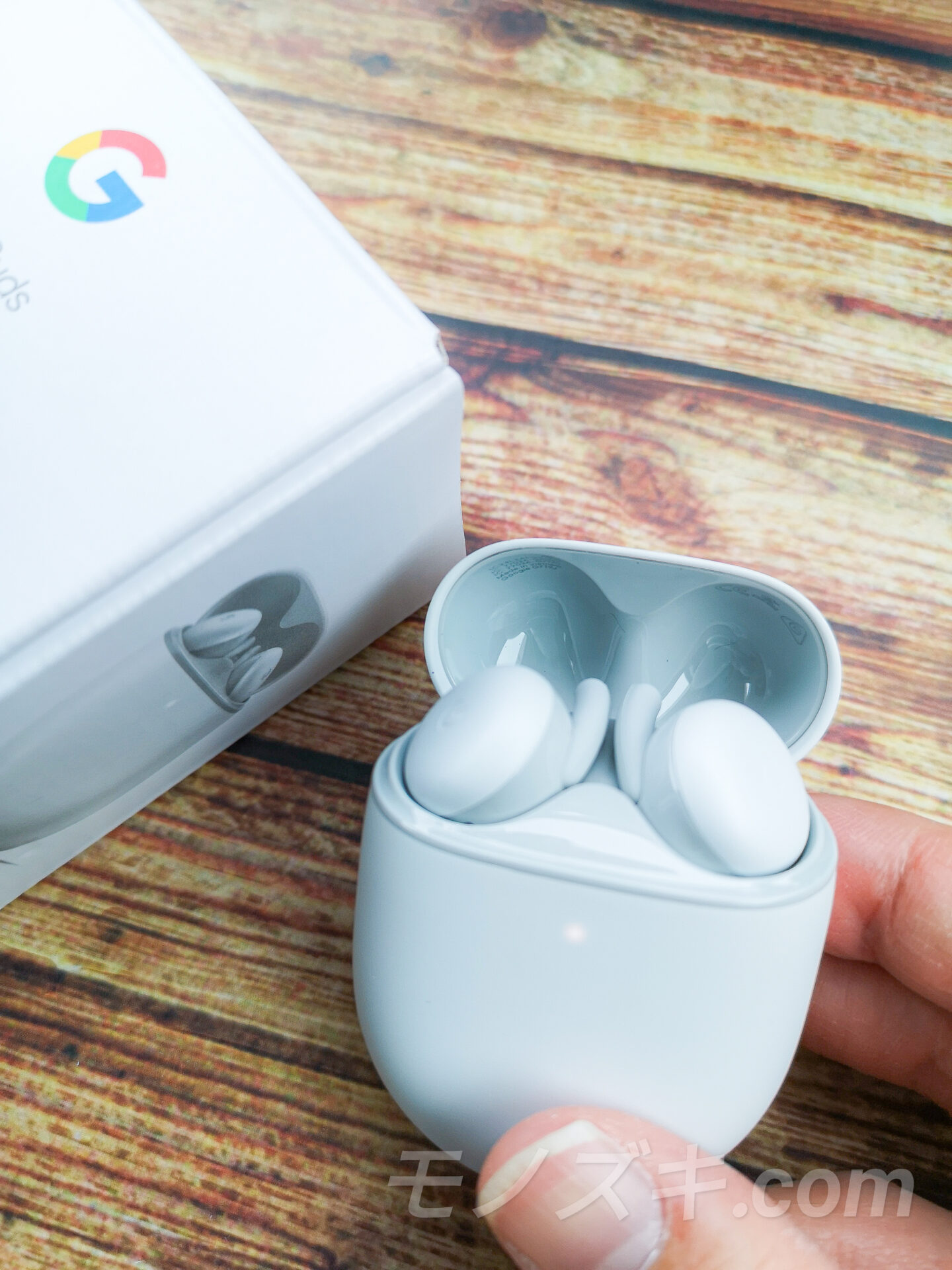 Googleの完全ワイヤレスイヤホンPixel Buds A-Seriesをレビュー。接続安定性と軽快な着用感が超優秀 | モノズキ.com